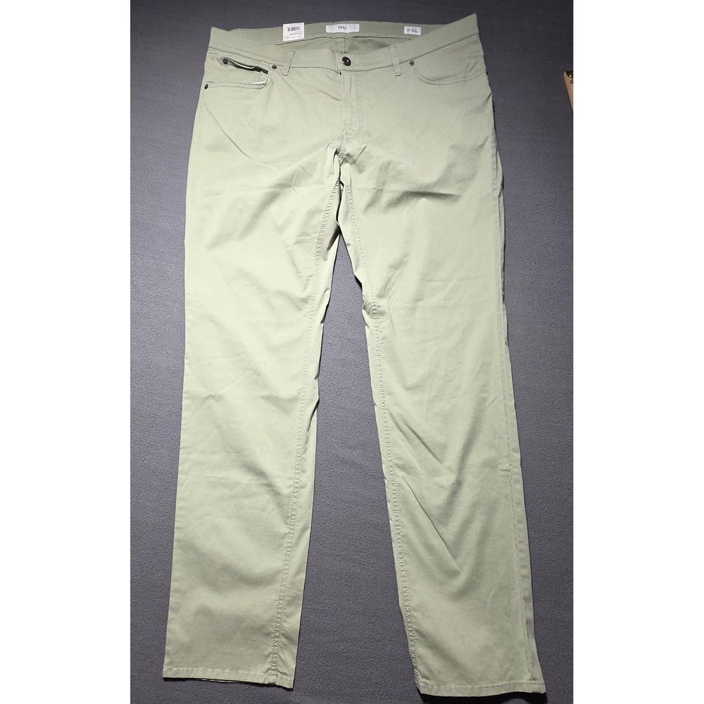Brax Feel Good Chuck Modern Fit Pants Mens 42/34 Green Hi-Flex Light Eco Yarn
